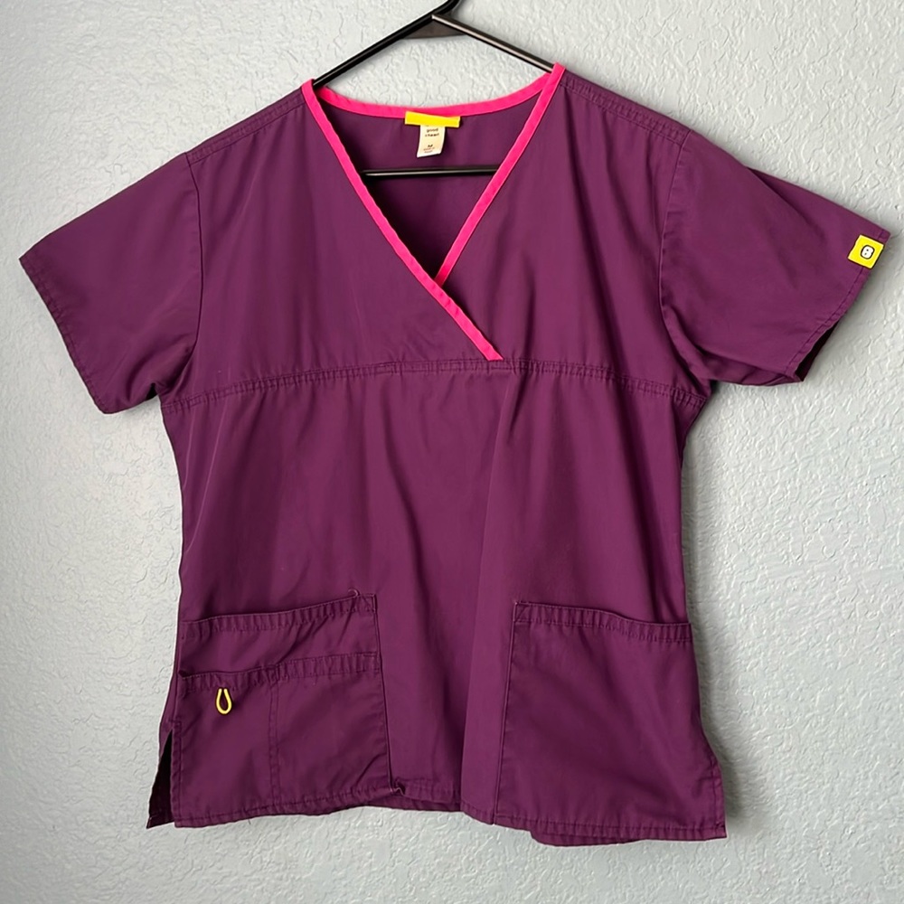 Wonderwink scrub top